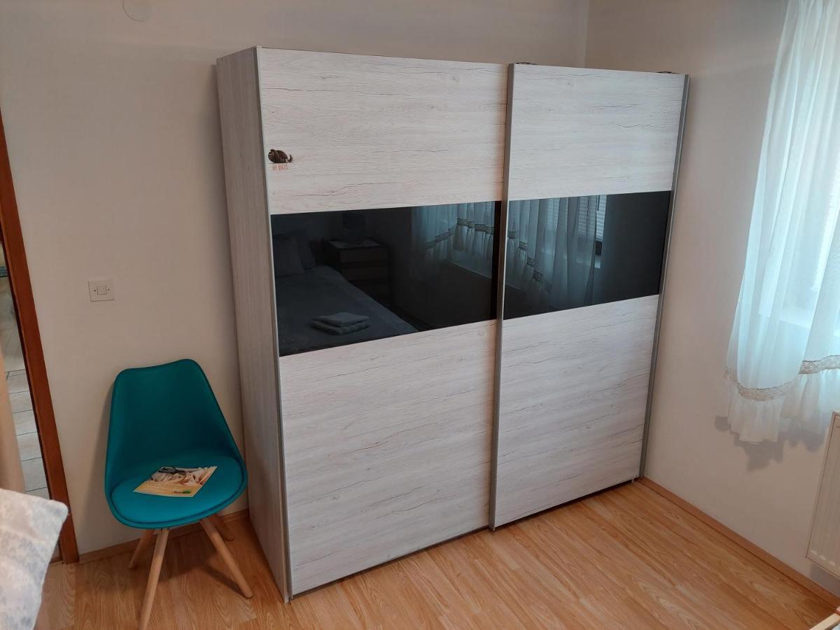 Suite Elena Nedelisce Exteriör bild