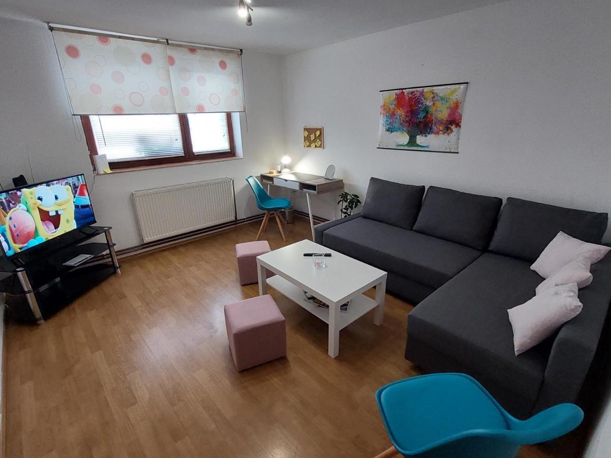 Suite Elena Nedelisce Exteriör bild